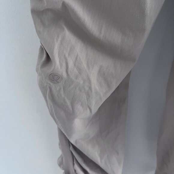 2020-Lululemon Beyond the Studio JoggerLight Sage size 6 - Picture 5 of 11